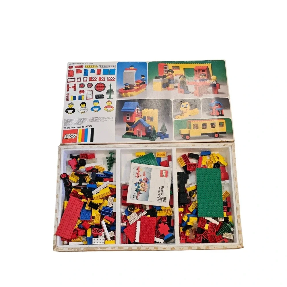 Lego Set 190 City Building w/ Figures in Original Box  Vntg Unknown If Complete